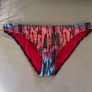 💕 3/$15 Roxy multi color bikini bottoms